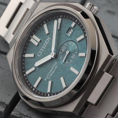 Montre Citizen Super Titanium NJ0180-80X Zenshin